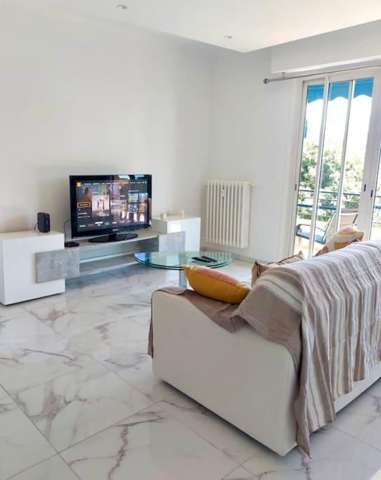 Grand T2 A 5min De La Appartement